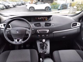 RENAULT Scénic XMod 1.5 dCi 110CV Live