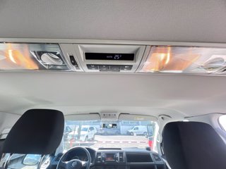 VOLKSWAGEN Caravelle 2.0