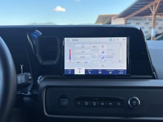 FORD Tourneo Courier 1.0 EcoBoost Titanium