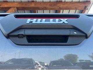 TOYOTA Hilux 2.8 D A/T 4WD 4 porte Double Cab Invincible