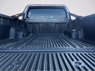 TOYOTA Hilux 2.8 D A/T 4WD 4 porte Double Cab Invincible