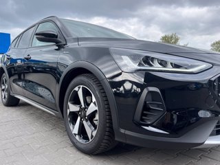 FORD Focus 1.0 EcoBoost Hybrid 125 CV Pow. SW Active X