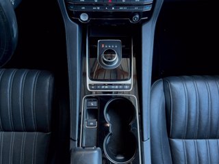 JAGUAR F-Pace 2.0 D 180 CV AWD aut. Portfolio