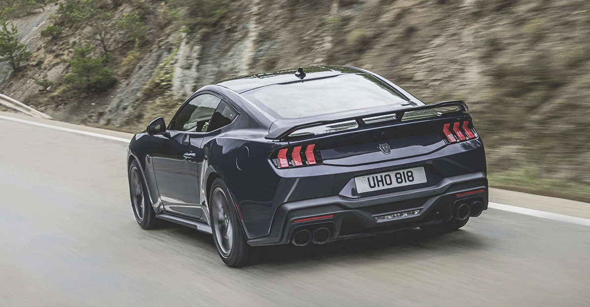 Ford Mustang Gt Dark Horse