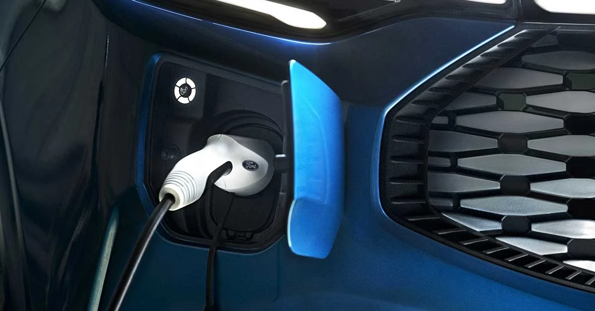 E Transit Custom Ford Elettrico Furgone