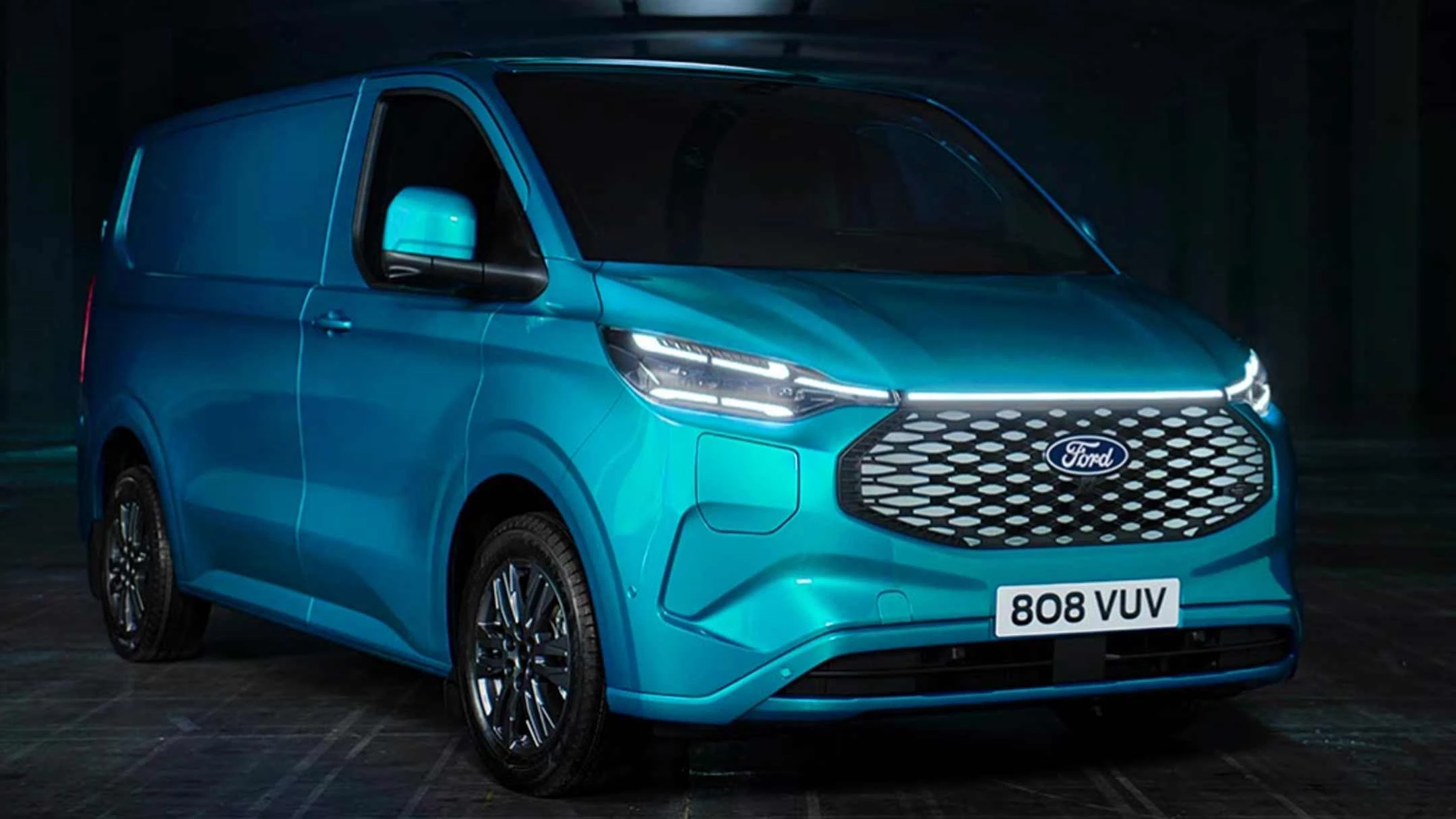 Transit Custom Hybrid Plug In