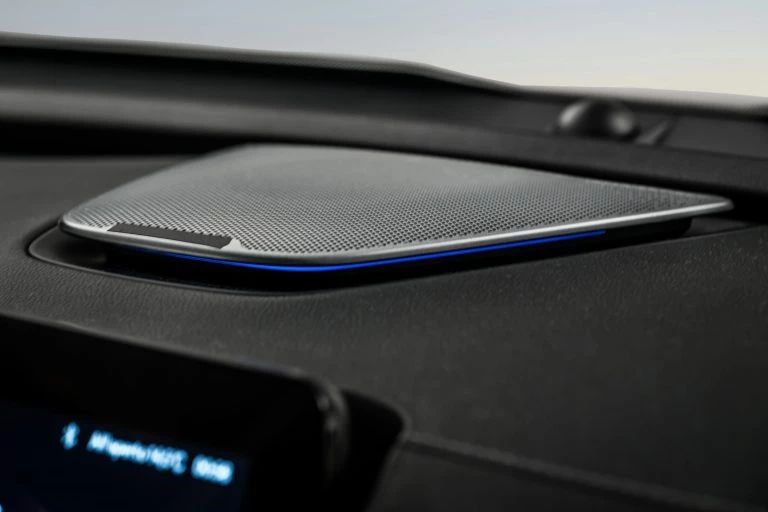 Ambient Light Full Optional 768X512