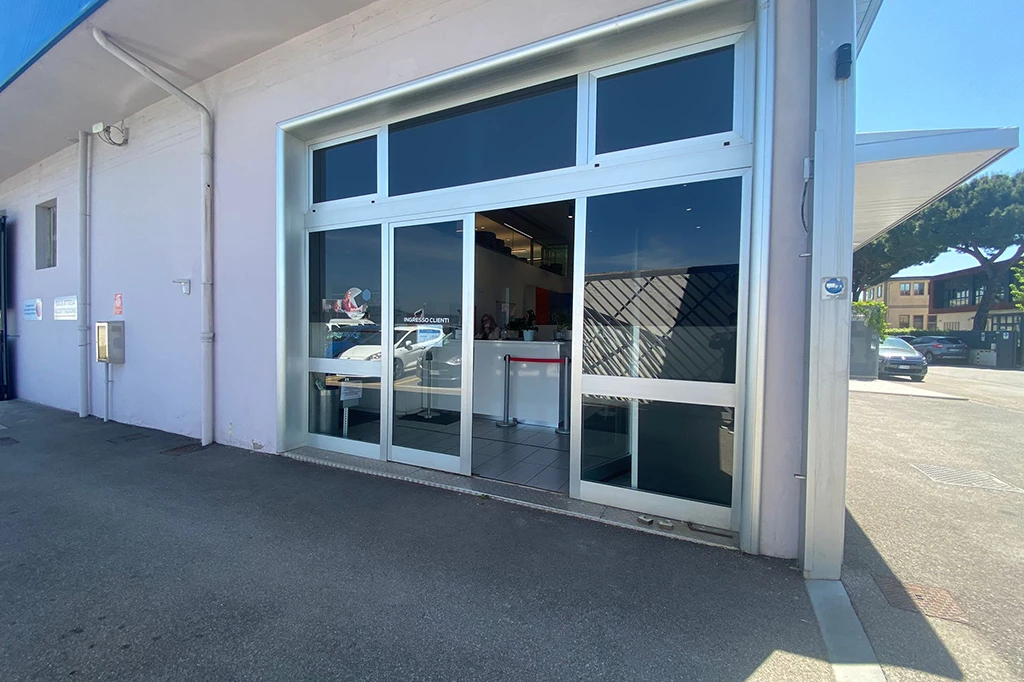 Ingresso Officina Ford Firenze Autosas