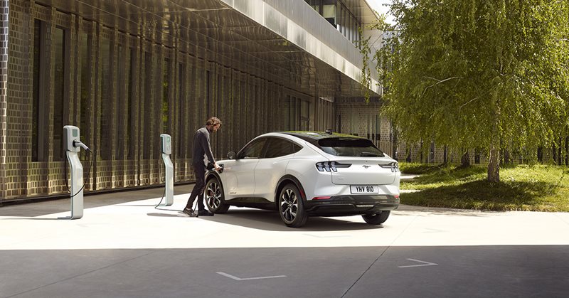 Spina Ricarica Auto Elettrica