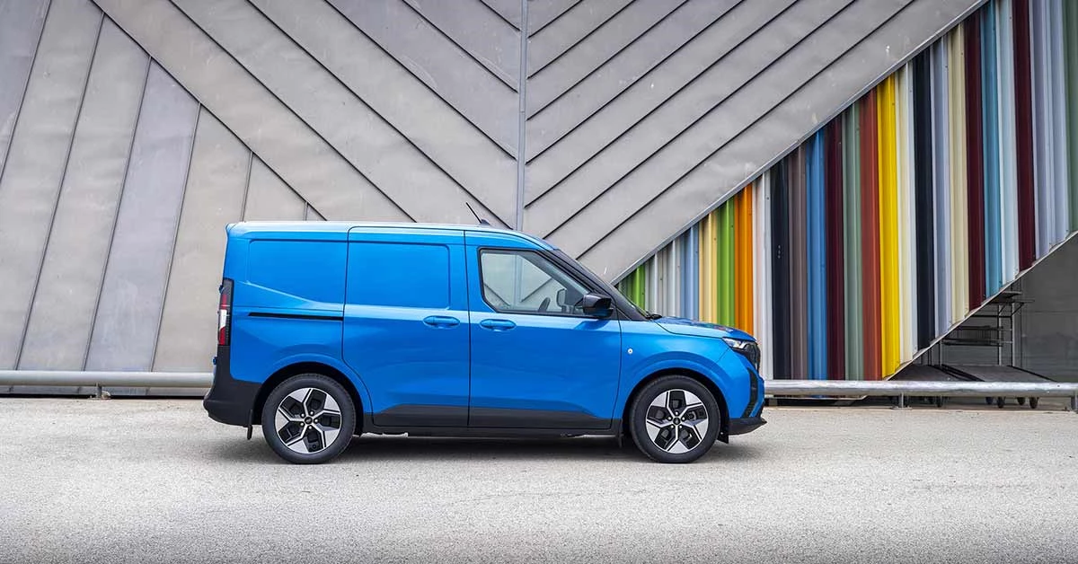 E Transit Courier