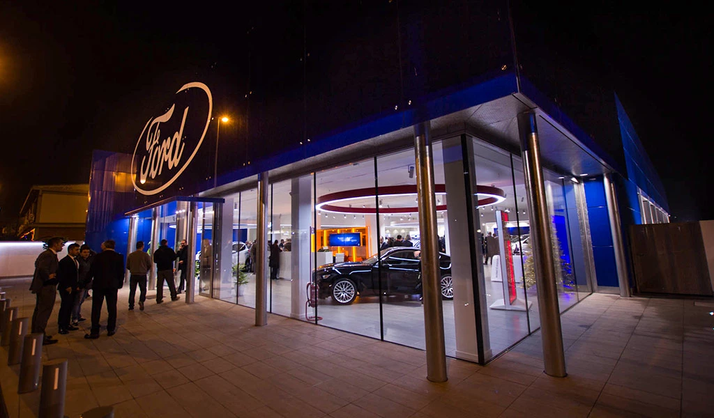 Fordstore Autosas Esterno Firenze Concessionaria