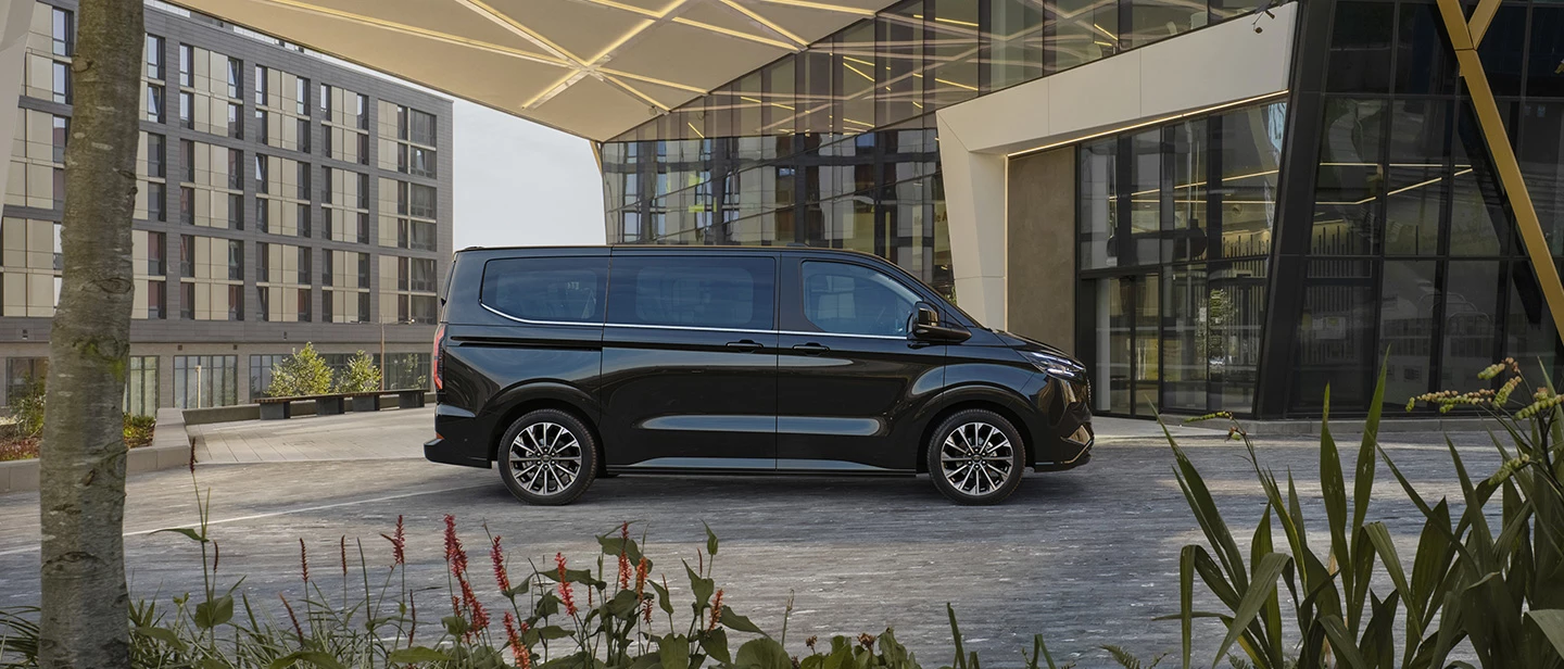 Tourneo Custom 2023 Ford