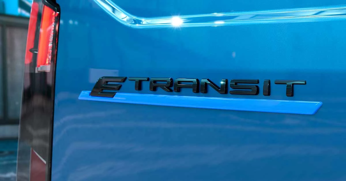E Transit Courier Logo