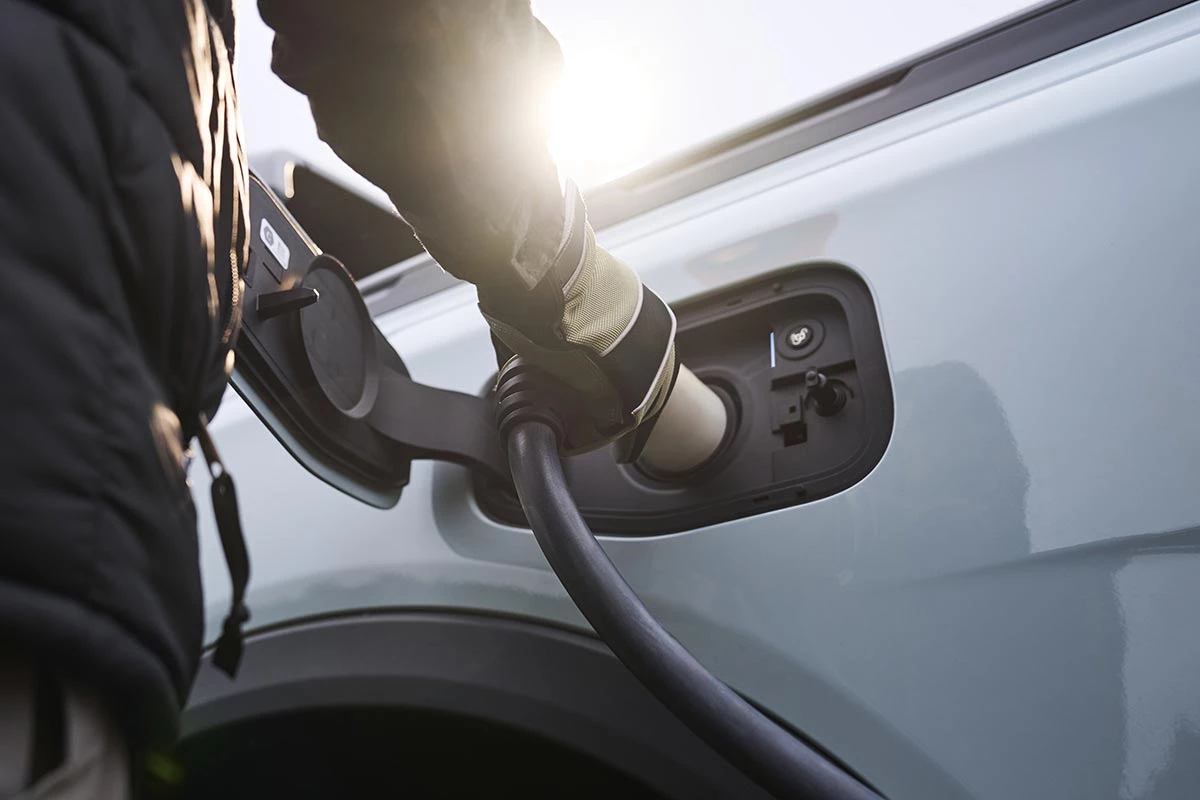 RANGER PHEV PICK UP RICARICA 1