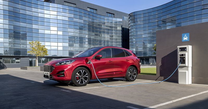 Come Risparmio Carburante Auto Ibride Plug In Hybrid Colonnine Elettrica Ricarica