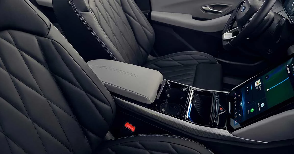 Ford Explorer Suv Elettrico Interni Sync Move